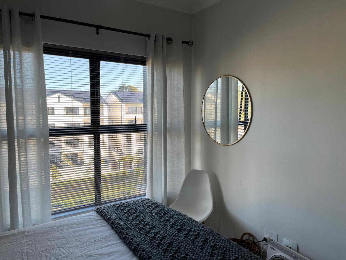 Luxury One Bedroom Apartment Somerset West Exterior foto